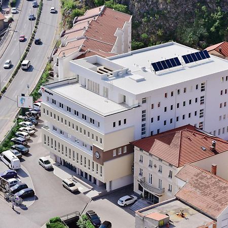 Hotel Dompes Mostar Buitenkant foto