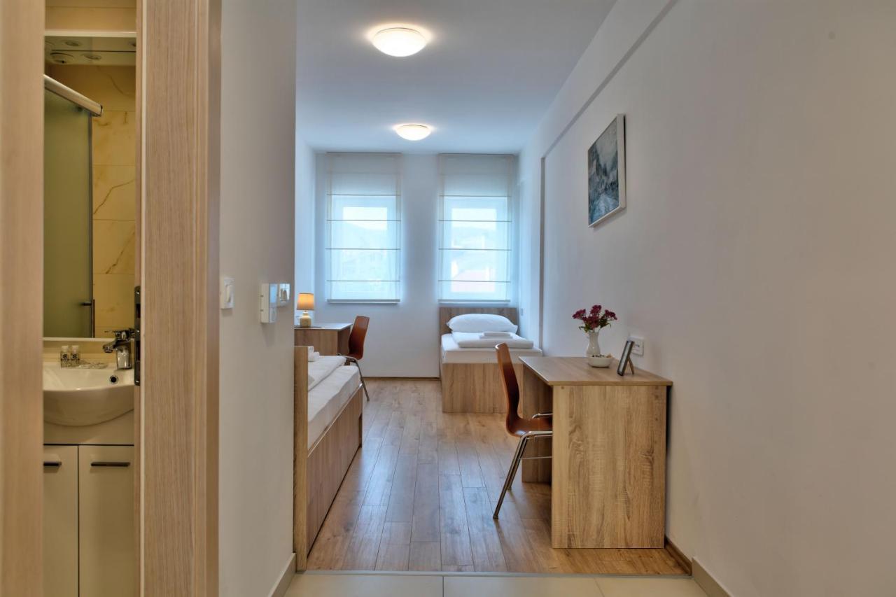 Hotel Dompes Mostar Buitenkant foto