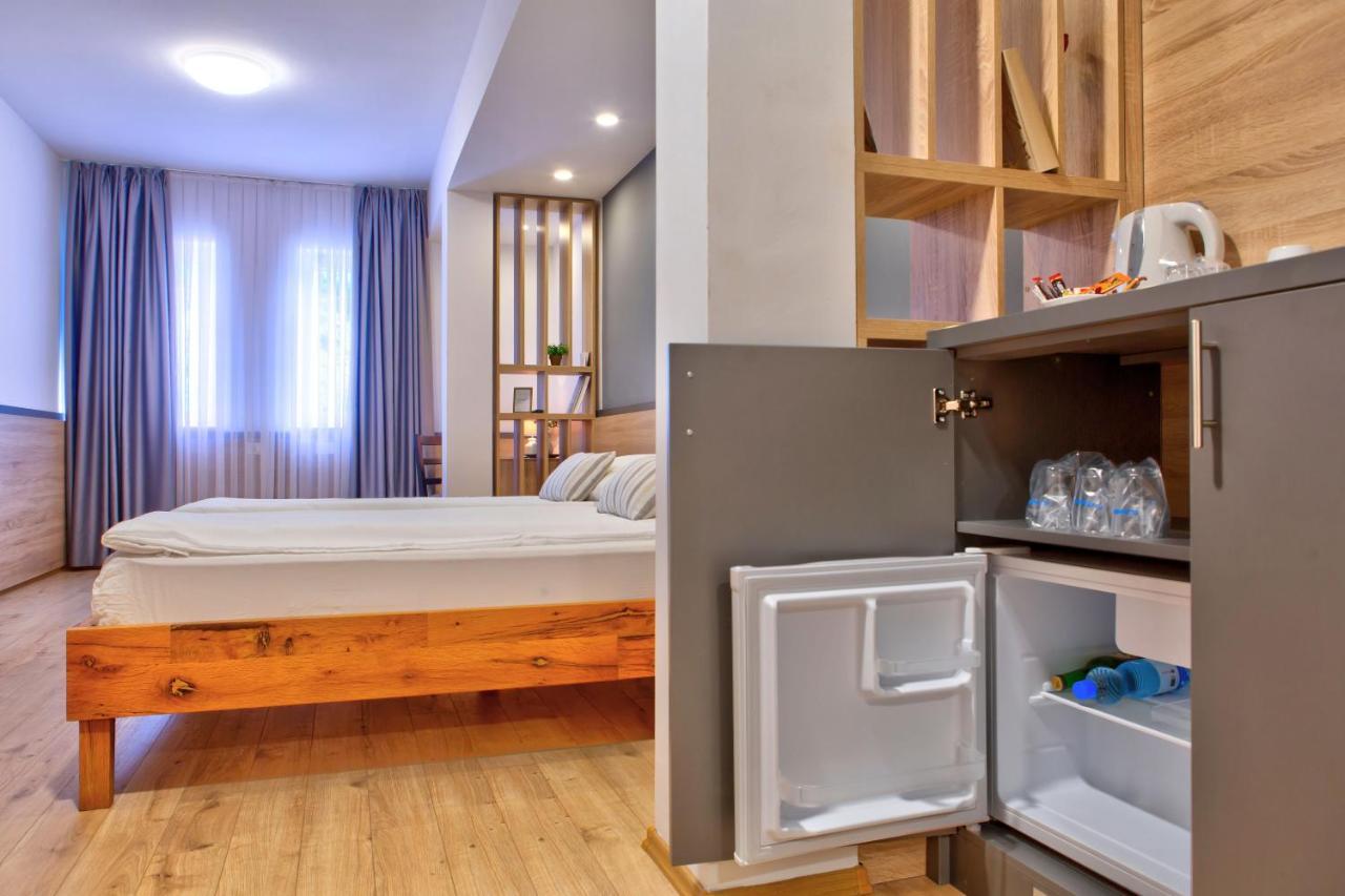 Hotel Dompes Mostar Buitenkant foto
