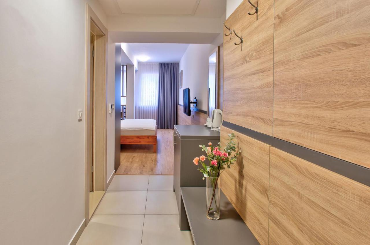 Hotel Dompes Mostar Buitenkant foto
