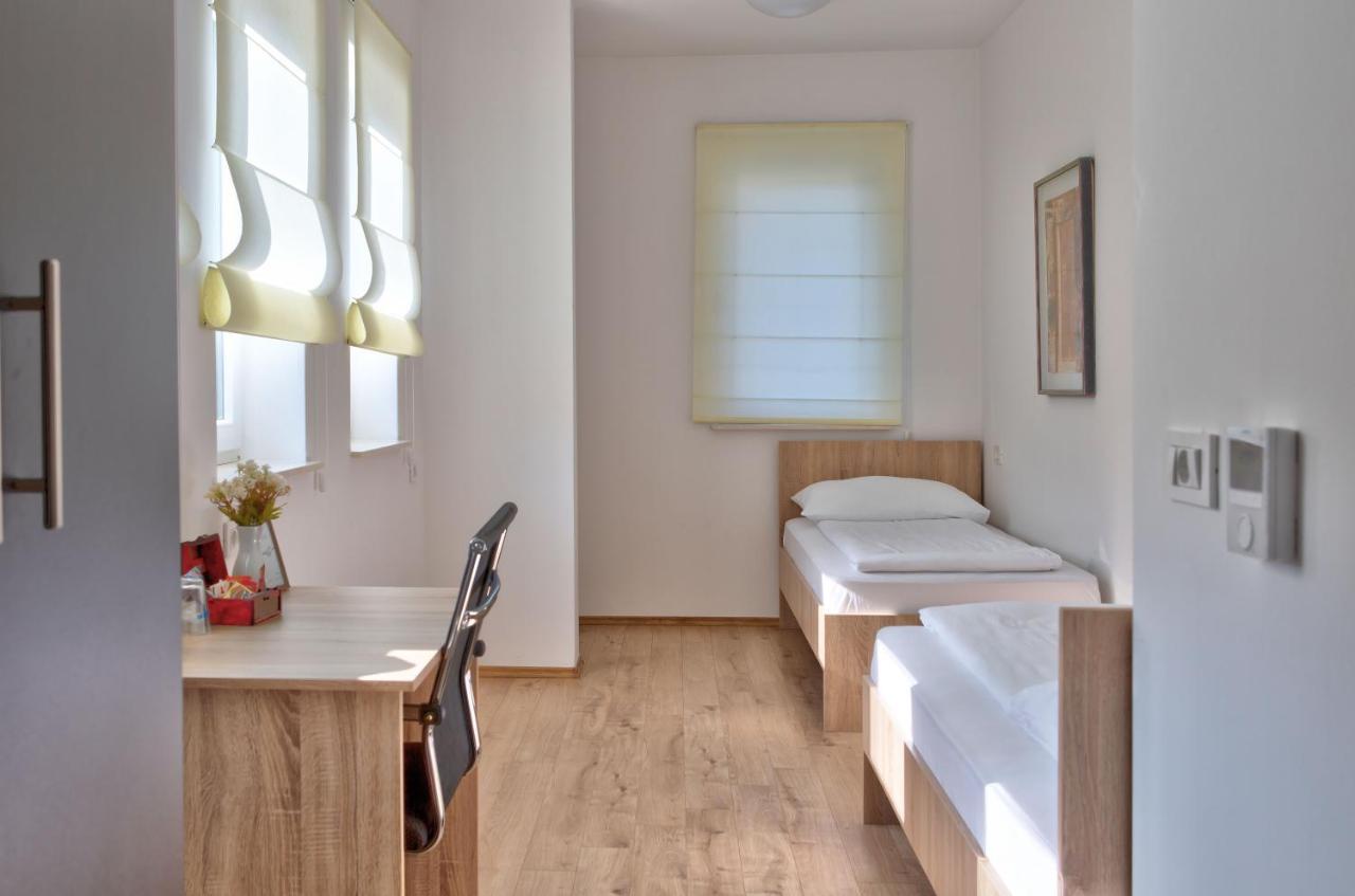 Hotel Dompes Mostar Buitenkant foto
