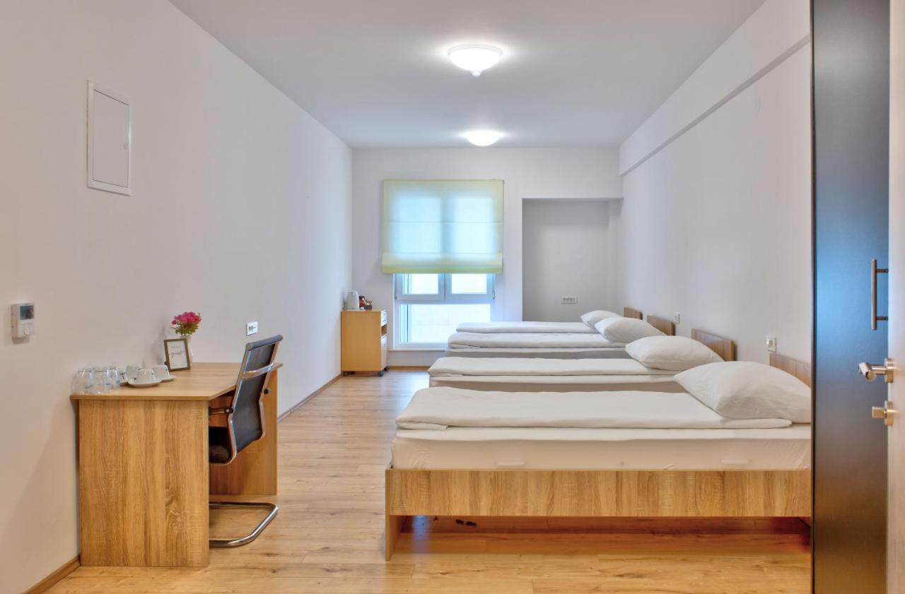 Hotel Dompes Mostar Buitenkant foto