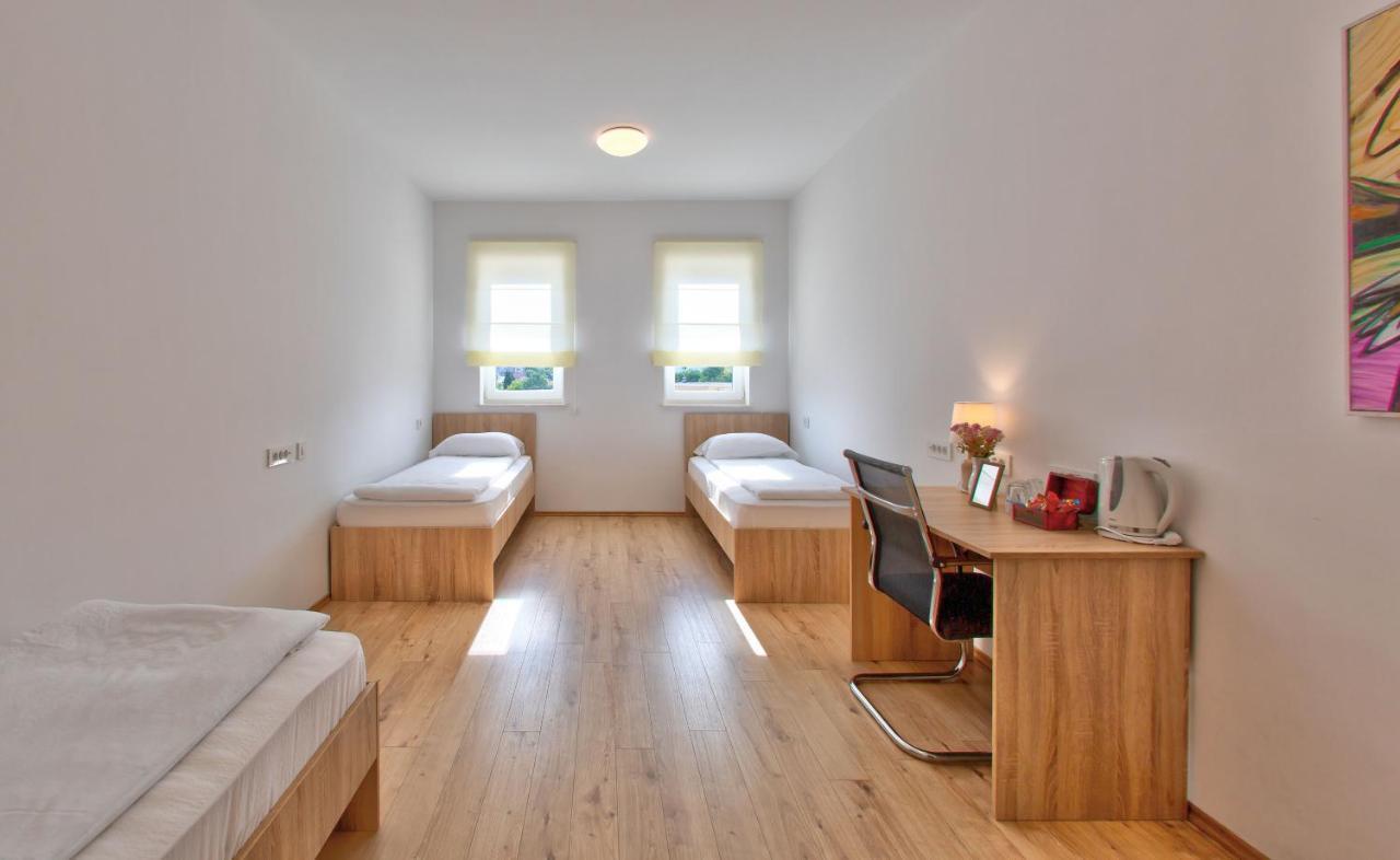 Hotel Dompes Mostar Buitenkant foto