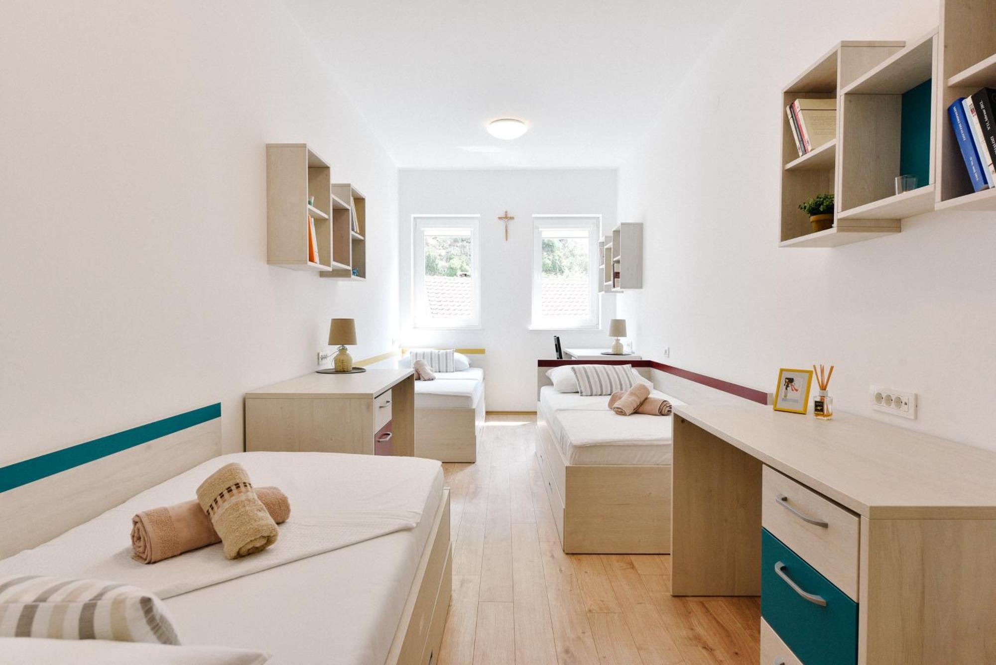 Hotel Dompes Mostar Buitenkant foto